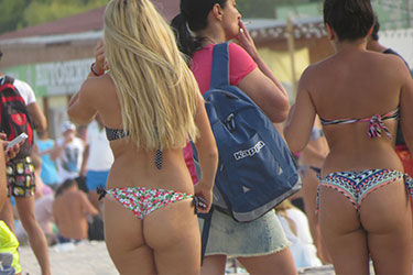 hot amateur bikini teens
